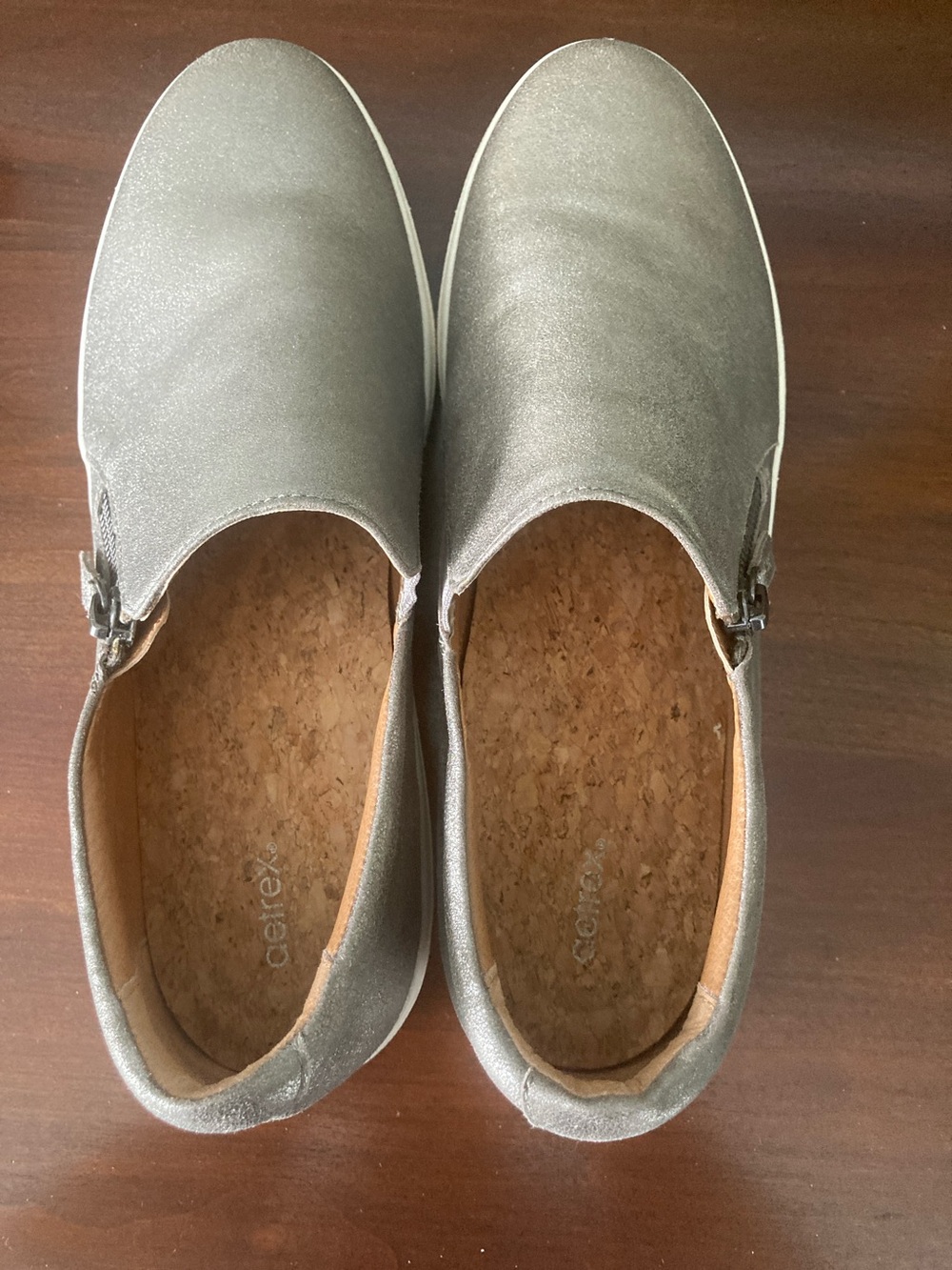 Aetrex Metallic Silver Slip-On Sneakers with Side Zip
